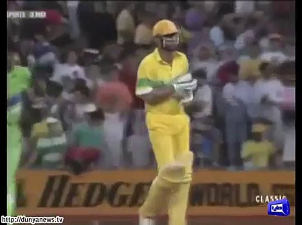 Imran Khan playing cricket with Reham Khan