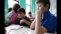 Visite des écoles qui accueillent des enfants candidats-réfugiés