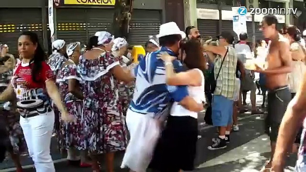 Rio souffle ses 450 bougies sur un gâteau gigantesque