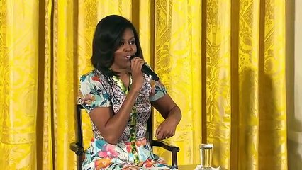 Le câlin de Michelle Obama à une fillette qui "la trouve trop jeune pour avoir 51 ans"