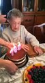 Quand une mamie de 102 ans souffle ses bougies d'anniversaire