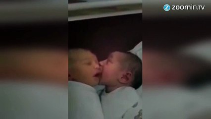 Attention bébé téteur, protégez tout ce qui est mou !