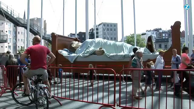 Anvers, envahie par des marionnettes géantes