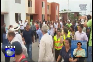 Entregan viviendas en el cantón Ventanas