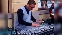 Pianoter sur des verres tel un virtuose, trop facile !