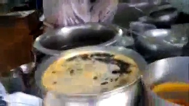 Malik Ki Nehari - Burns Road - Karachi shot in High Def on Nokia N8