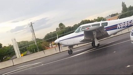Small plane lands on US highway