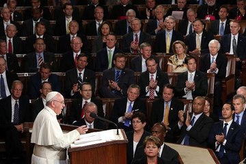 Pope Francis preaches compassion to divided Congress