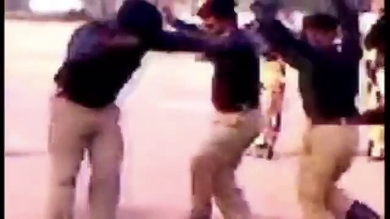 Pakistani Police Dance With Pashto Music Very Funny