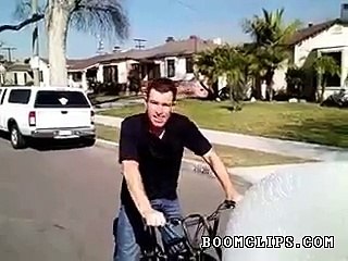 Epic Bubble Wrap Bicycle - BoomClips.com