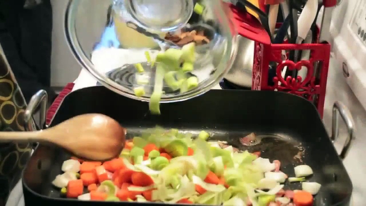 Braising Venison Shoulder for Christmas Dinner. How to cook deer meat.
