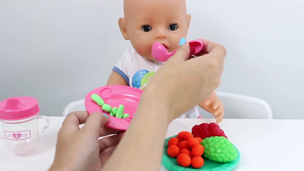 Nenuco Baby Doll Lunch Time Play Doh Food Girl Baby Doll Change Diaper Newborn Care Toy Videos