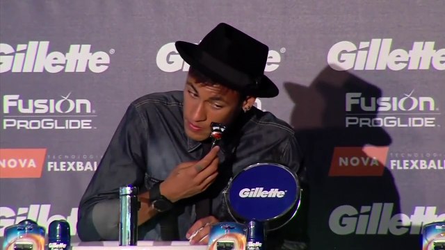 Neymar admits he wants Liverpool's Philippe Coutinho to join him at Barcelona