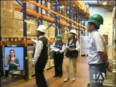 Productores de fármacos denuncian riesgo por subasta inversa