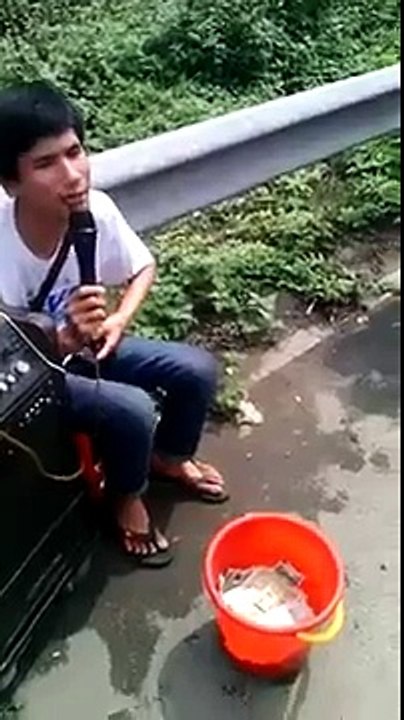Khâm Phục Nghị Lực Và Tài Năng Của Anh Ấy