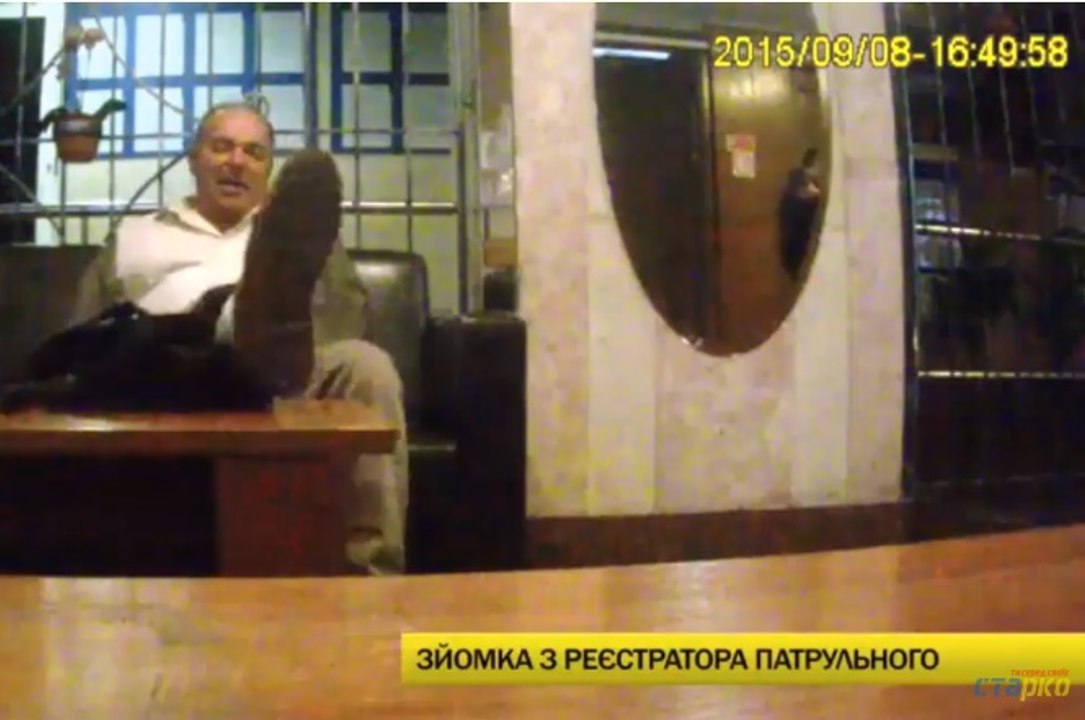 Арест пьяного быдло полковника за рулем автомобиля Полиция Киев