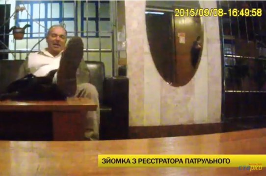 Арест пьяного быдло полковника за рулем автомобиля Полиция Киев