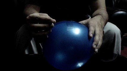 Amazing Method To Pass Pin From The Balloon Without Tearing It