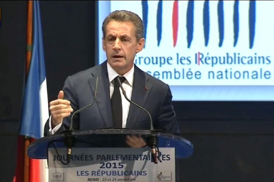 Sarkozy invite Macron à le rejoindre après la polémique sur le statut des fonctionnaires