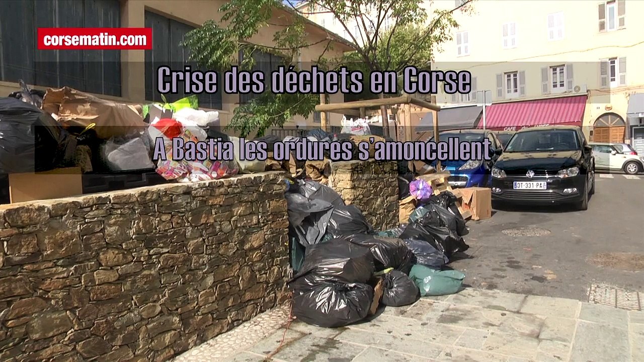 Crise des déchets en Corse : les ordures s'amoncellent à Bastia