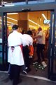 Dramatic Arrest of Shoplifter by Vons Employees