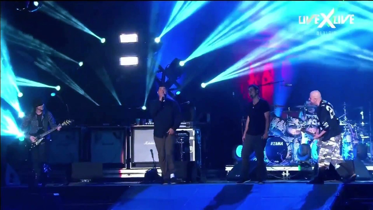 System Of A Down ft. Chino Moreno - Toxicity (Rock in Rio 2015)