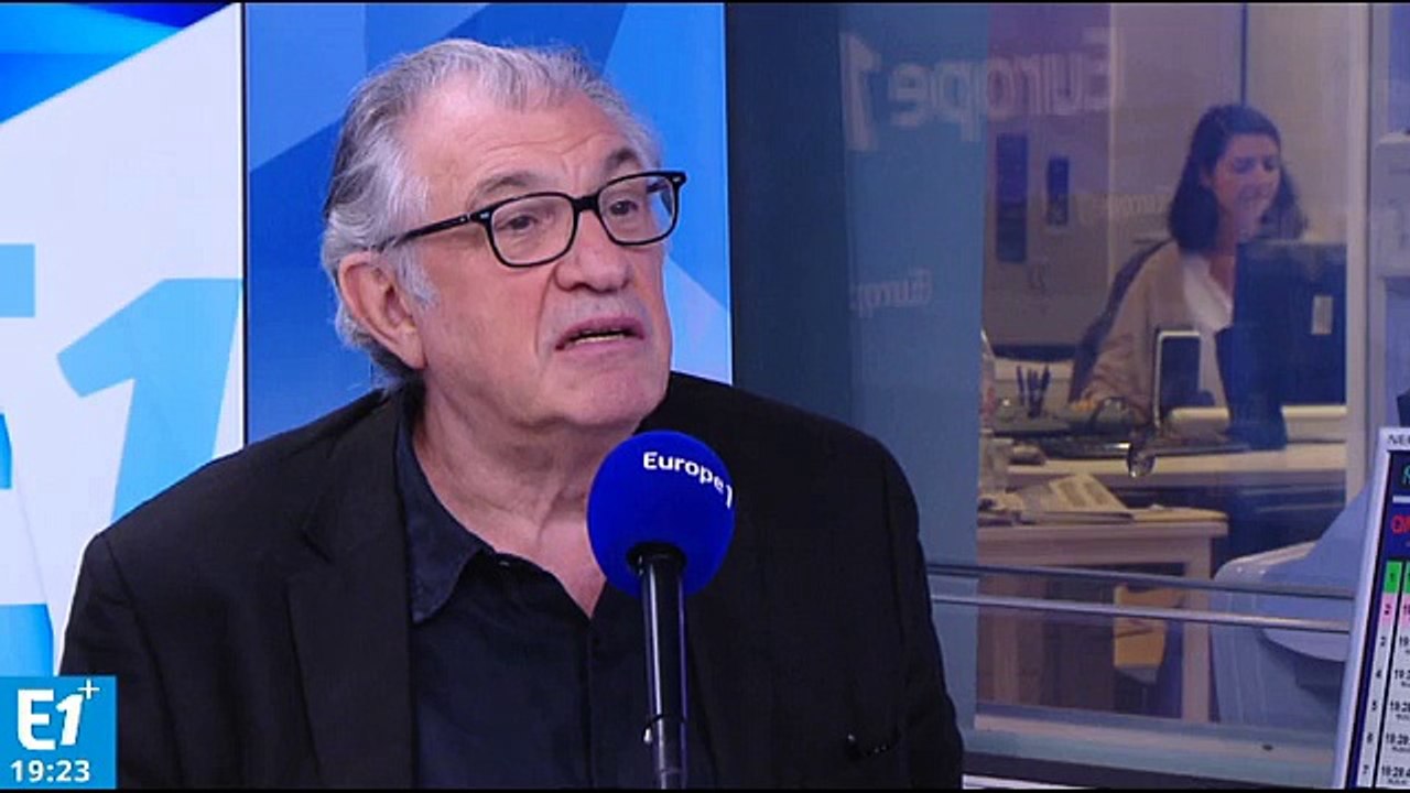 Moteurs truqués de Volkswagen : Nicolas Hulot dénonce "un crime sanitaire"