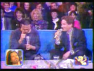 Francis Lalane craque sur le plateau de Patrick Sabatier