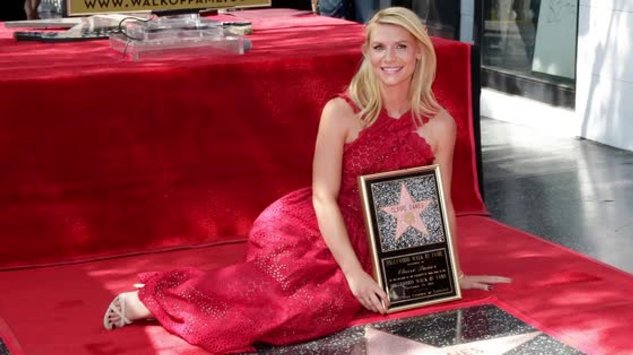 Claire danes bekommt ihren stern auf dem hollywood walk of fame