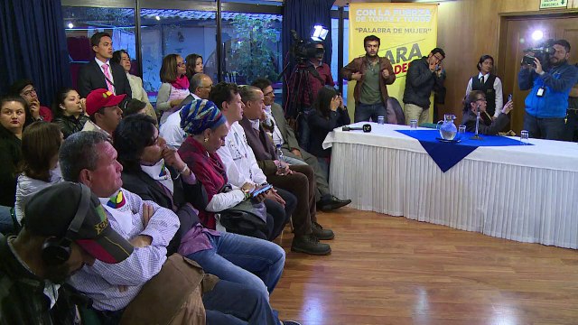 Colombianos celebran con cautela anuncio de gobierno y las FARC
