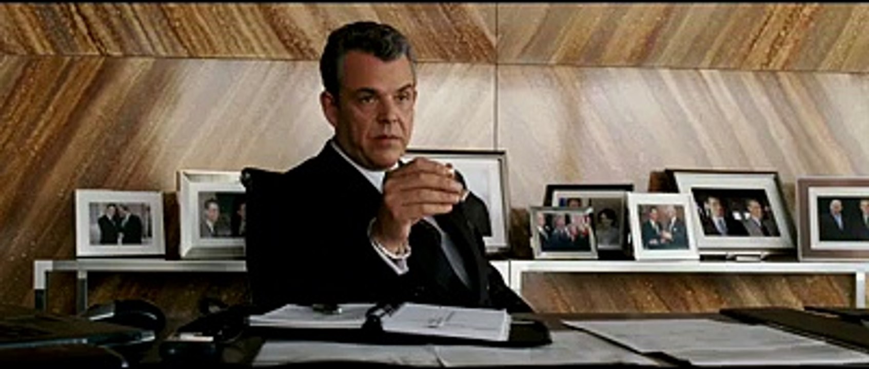 Bande annonce du film "hors de contrôle"