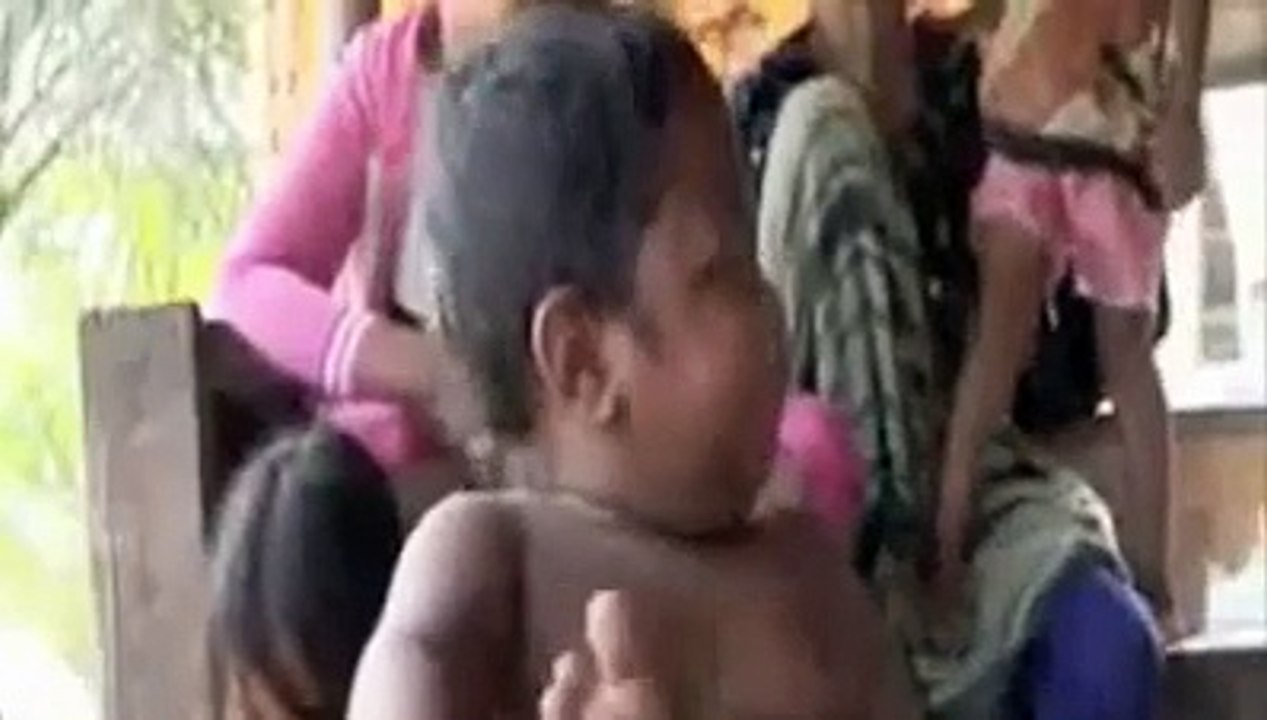 A deux ans il fume 40 cigarettes par jour