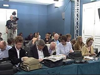 Libye: la France et l'Italie envoient des conseillers militaires, un journaliste tué