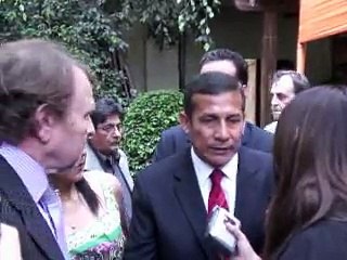 Le Pérou inquiet et divisé à l'heure d'un duel serré entre Humala et Fujimori