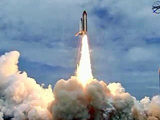 "5, 4, 3, 2, 1, zéro": Atlantis, dernière navette américaine, s'est envolée