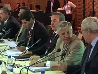 Syrie: Paris dénonce le "silence" de l'ONU, les Etats-Unis haussent le ton