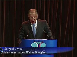 Sarkozy réunit 60 pays pour lancer la transition en Libye