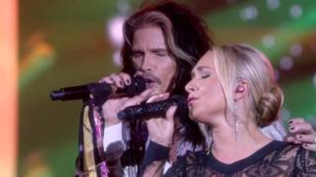 Steven Tyler and Hayden Panettiere (Juliette Barnes) Sing Crazy - Nashville