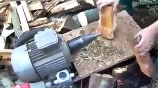 Splitting wood with an electric motor, awesome invention