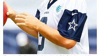 Tony Romo Breaks Collarbone During Cowboys-Eagles Game