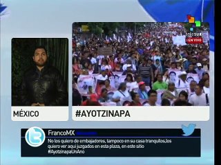 Familiares de los 43 normalistas descontentos tras reunión con Peña