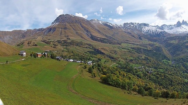 15-09-26 Albiez Montrond