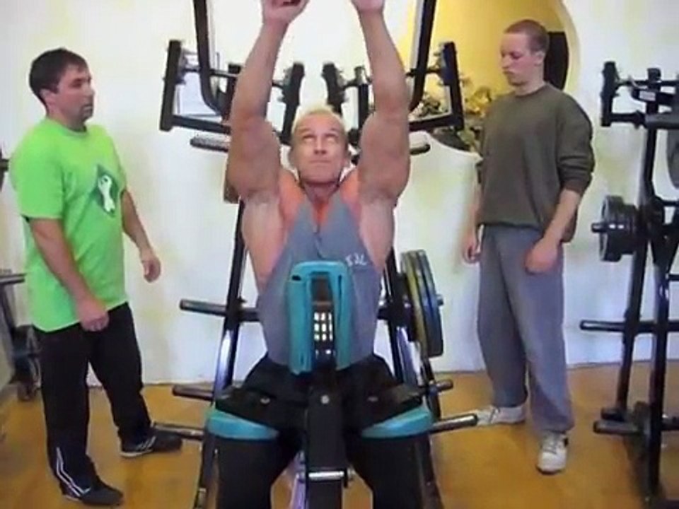 Thomas Bachert Gast-Training „Jackson Lonnie Fitnessstudio , Jump-N-Jack