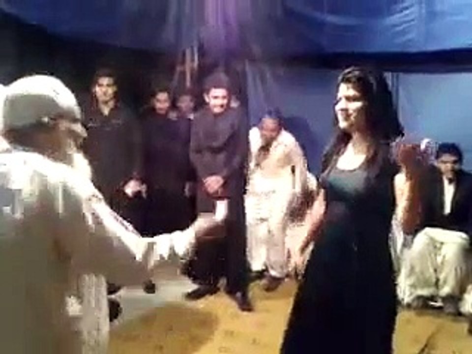 PAKISTANI FUNNY BABA