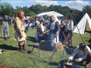 5éme fête médiévale de Lahonce ( 64 ) en HD 720