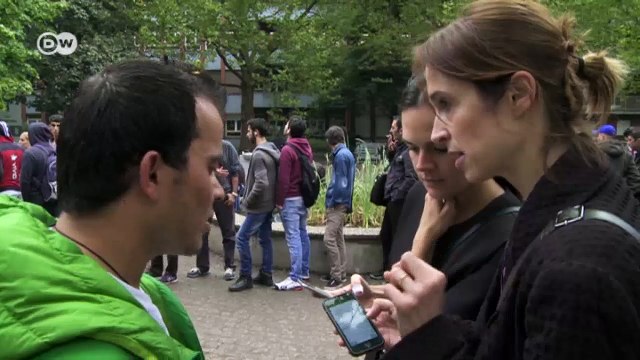 Germany: volunteering to help refugees | DW News