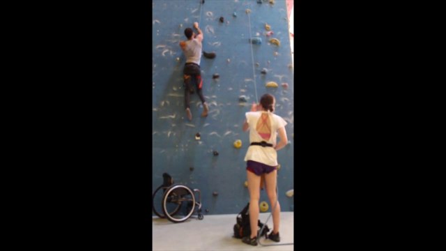 Climber with paralyzed legs can climb a wall... So strong!