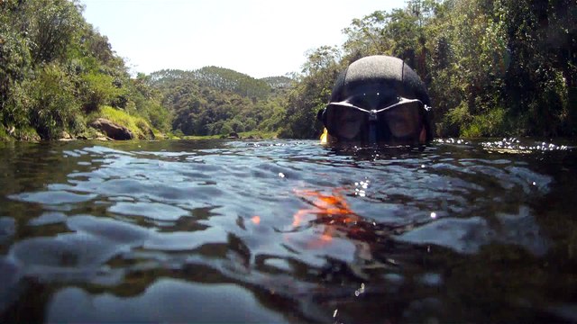 Mergulho, apneia, aguas rasas e cachoeiras da Serra do Mar, São Pulo, Brasil, 2015