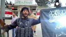 Rebeldes sírios treinados pelos EUA entregam material militar à al-Qaeda