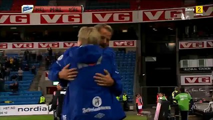 Meslektaşını böyle yaktı!